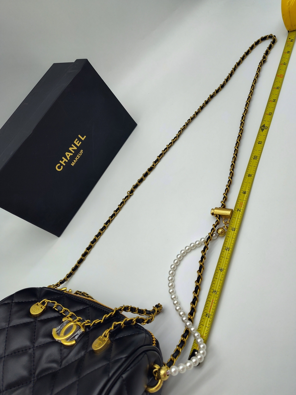 CHANEL Makeup Promotional Black Quilted Barrel Vanity Bag Pearl Chain Beaute - Picture 14 of 14